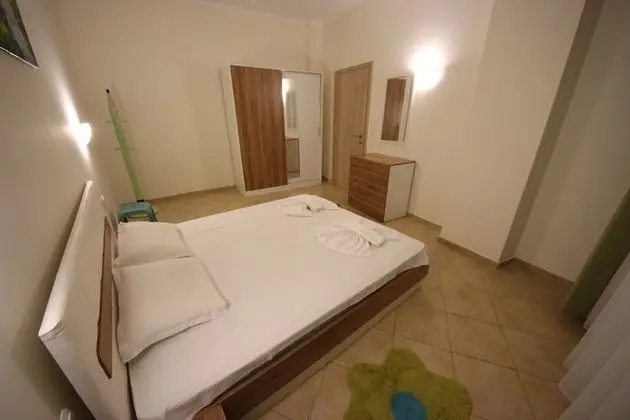 Comfort Apart Daire, Havuz Manzaralı