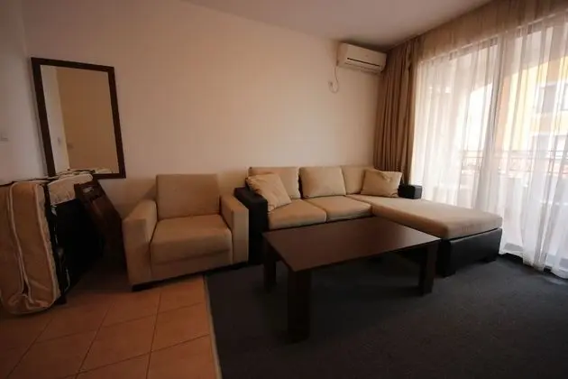 Stüdyo (2 adults and 2 children)