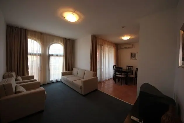 Stüdyo (2 adults and 2 children)