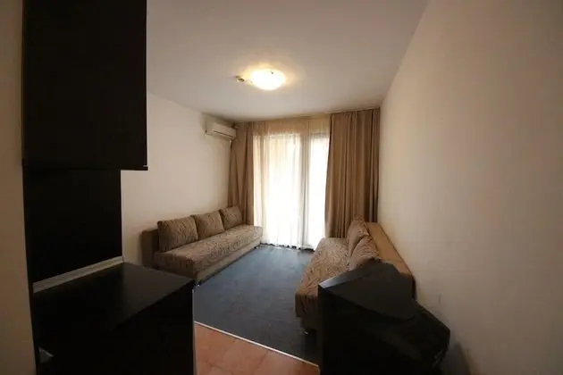 Stüdyo (2 adults and 2 children)