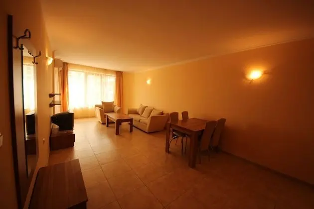 Apart Daire, 1 Yatak Odası, Havuz Manzaralı