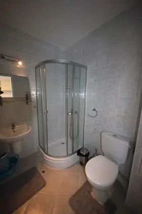 Stüdyo, Havuz Manzaralı