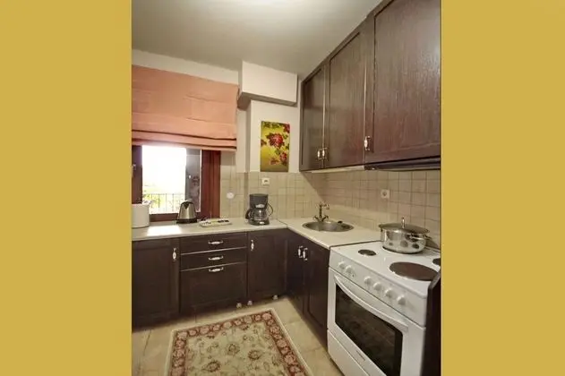 Süit, Şömine, Dağ Manzaralı