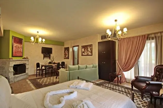 Süit, Şömine, Dağ Manzaralı