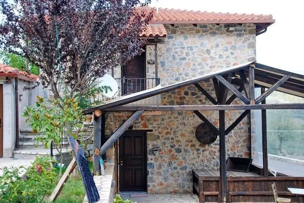 Süit, Şömine, Dağ Manzaralı