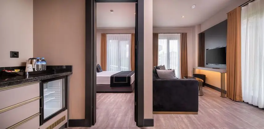 Junior Panoramik Suite Oda