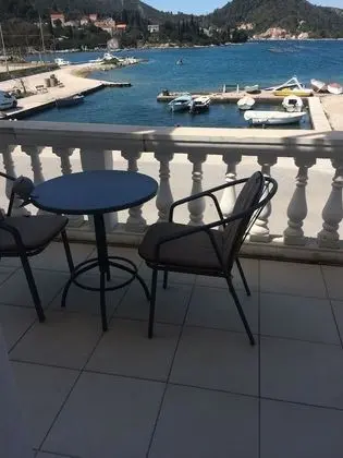 Tek Büyük Yataklı Oda, 1 Büyük (Queen) Boy Yatak