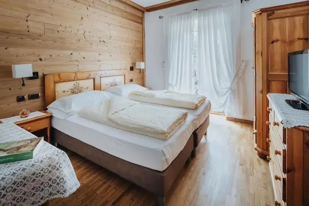 Standard Tek Büyük veya İki Ayrı Yataklı Oda