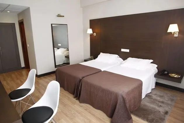 Tek Büyük veya İki Ayrı Yataklı Oda