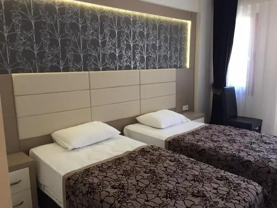 Çift Kişilik, Kara veya Havuz Manzaralı
