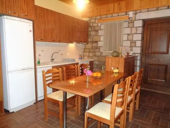 Traditional Apart Daire, 1 Yatak Odası, Şömine, Zemin Kat