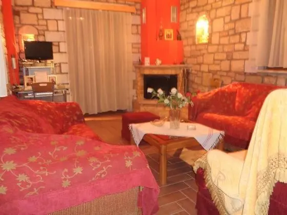 Traditional Apart Daire, 1 Yatak Odası, Şömine, Zemin Kat