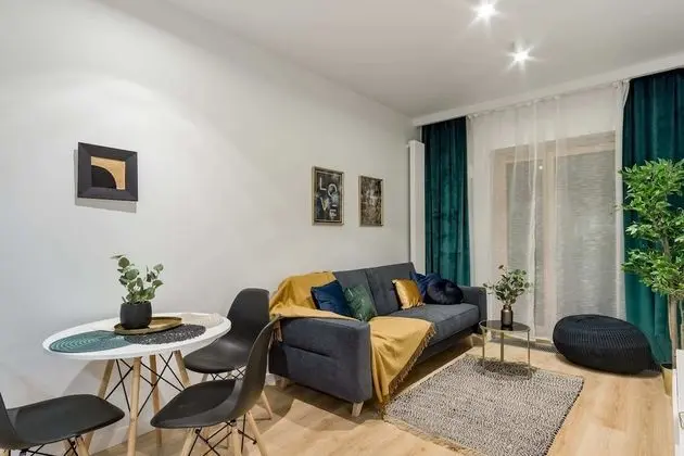 Apart Daire, 1 Çift Kişilik Yatak ve Çekyat, Sigara İçilmez