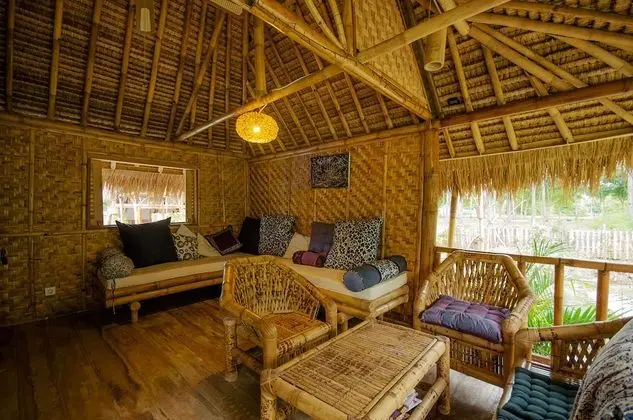 Villa (Bambu)