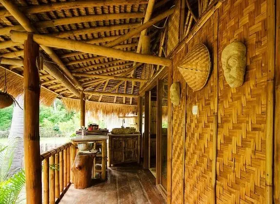 Villa (Bambu)