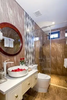 Deluxe Tek Büyük Yataklı Oda, 1 En Büyük (King) Boy Yatak, Şehir Manzaralı