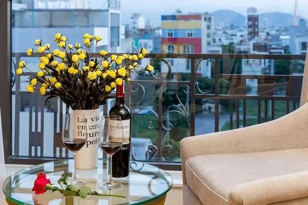 Deluxe Tek Büyük Yataklı Oda, 1 En Büyük (King) Boy Yatak, Şehir Manzaralı