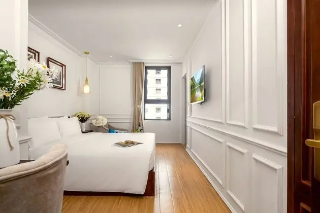 Superior Tek Büyük veya İki Ayrı Yataklı Oda, Banyolu/Duşlu, Kısmi Deniz Manzaralı