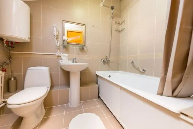 Standard Tek Büyük Yataklı Oda (with Bath)