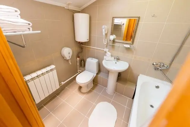 Standard Tek Büyük Yataklı Oda (with Bath)