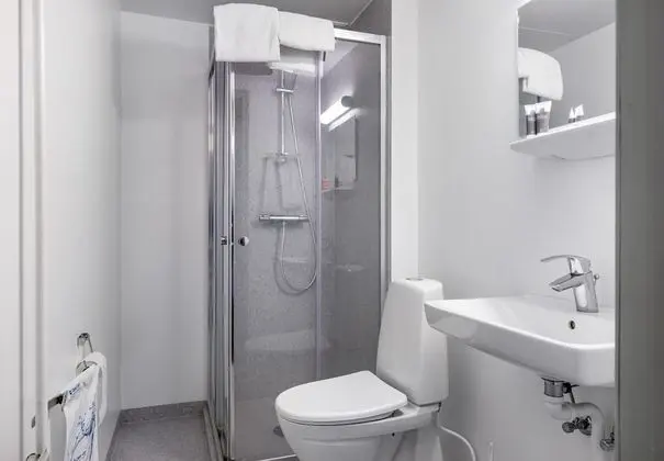 Classic Tek Büyük Yataklı Oda