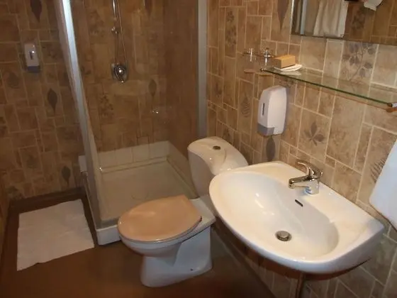 Classic Tek Büyük Yataklı Oda