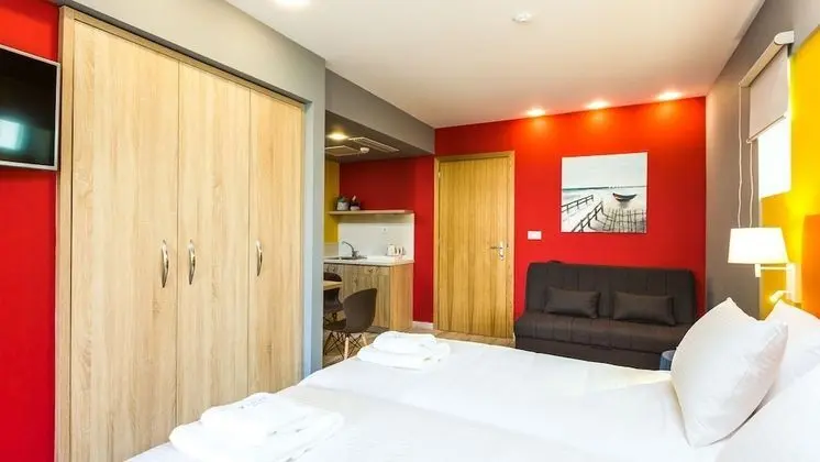 Standard Tek Büyük veya İki Ayrı Yataklı Oda, Balkon