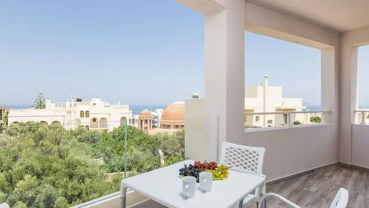 Standard Tek Büyük veya İki Ayrı Yataklı Oda, Balkon