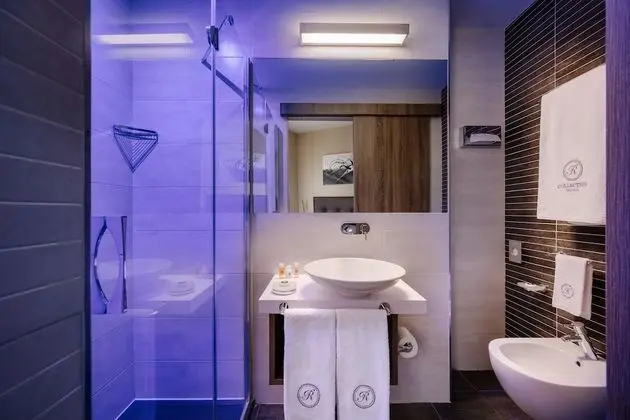 Deluxe Tek Büyük veya İki Ayrı Yataklı Oda, 1 Çift Kişilik Yatak, Sigara İçilmez