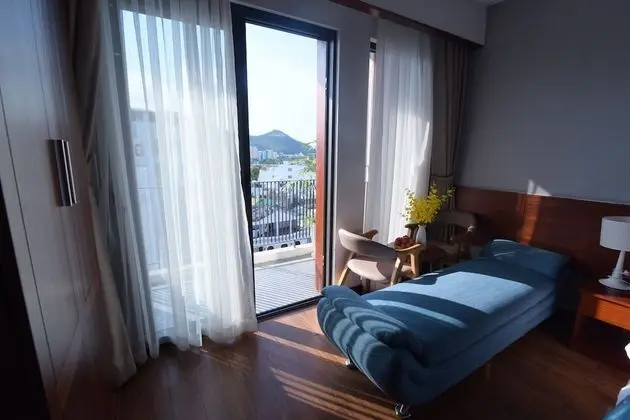 Deluxe Tek Büyük Yataklı Oda