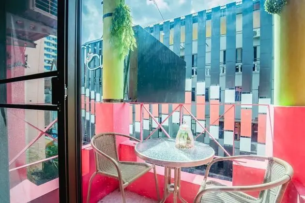 Superior Tek Büyük Yataklı Oda, Balkon, Şehir Manzaralı