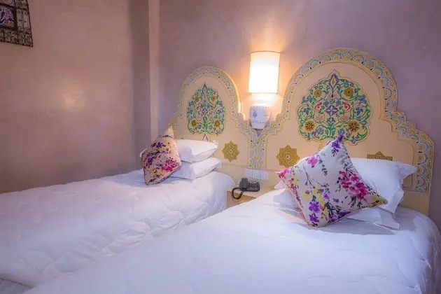 Comfort Tek Büyük Yataklı Oda