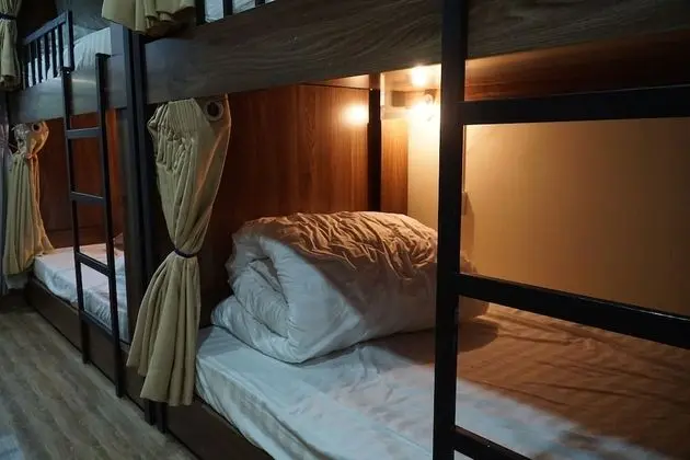 Basic Ortak Ranzalı Oda, Karma Ranzalı Oda, 2 Banyolu, Zemin Kat (Bed)