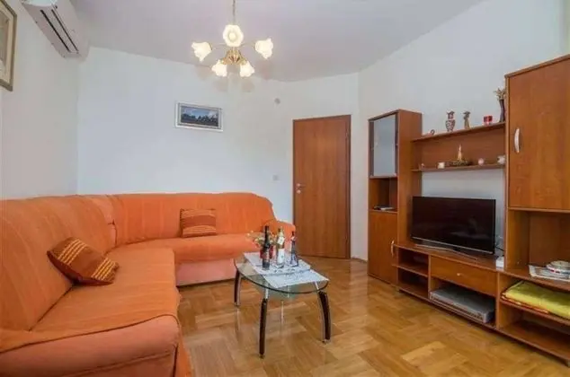 Apart Daire (Mer - 10m to the beach - A1(4+2))