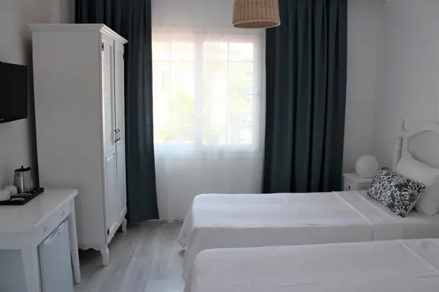 Twin, Bahçe Manzaralı