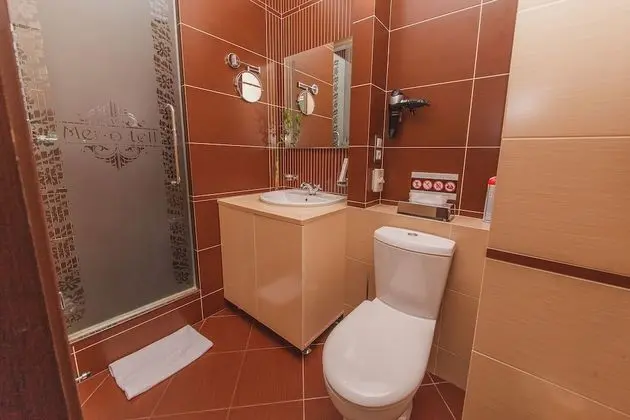Standard Tek Büyük Yataklı Oda
