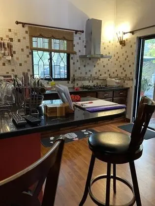 Apart Daire, Birden Çok Yatak, Havuz Kenarı