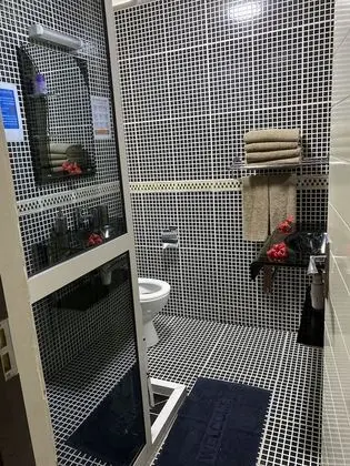 Apart Daire, Birden Çok Yatak, Havuz Kenarı