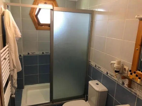 Standart tek kişilik oda