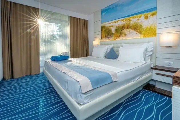 Standard Tek Büyük Yataklı Oda (Sea side, ground floor)