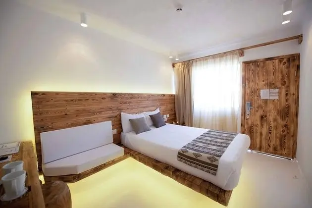 Shotgun Room