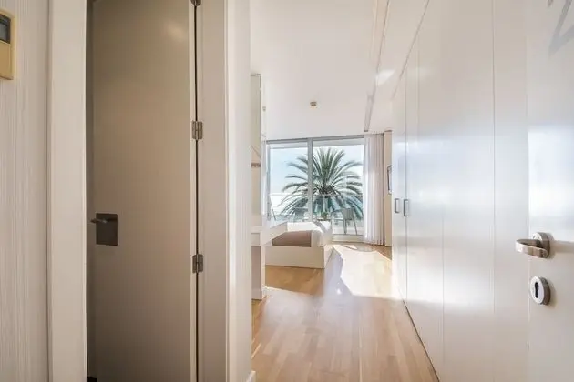 Büyük Yataklı Tek Kişilik Oda, Deniz Manzaralı