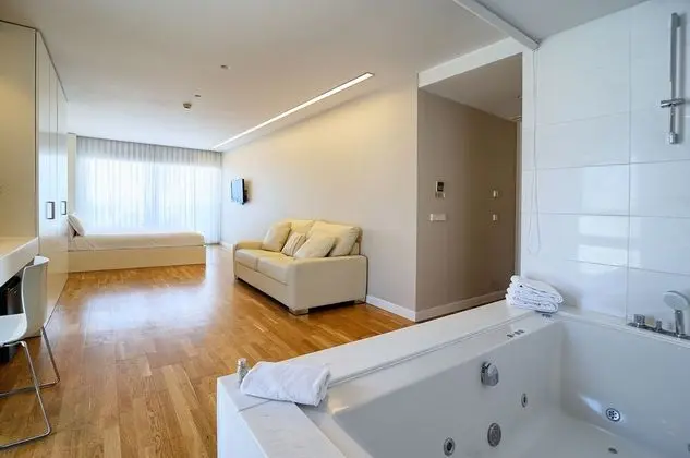 Süit, Deniz Manzaralı