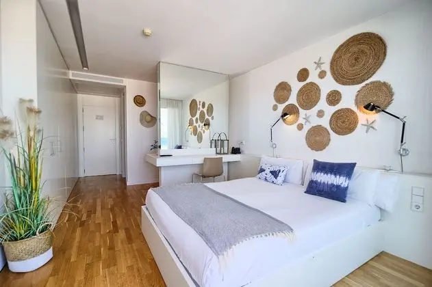 Tek Büyük Yataklı Oda, Deniz Manzaralı