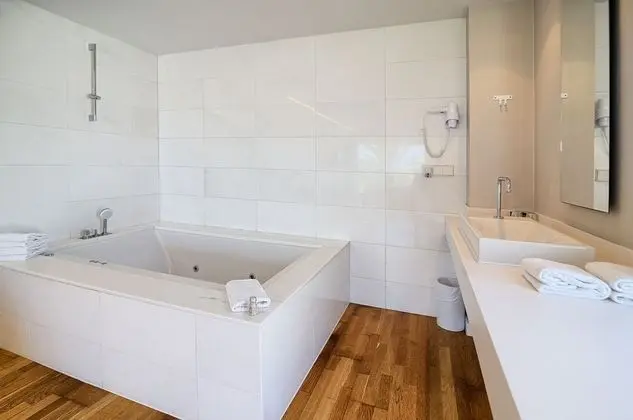 Tek Büyük Yataklı Oda, Deniz Manzaralı