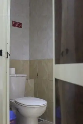 Standard Üç Kişilik Oda, Ortak Banyo