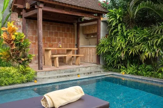 Honeymoon Villa