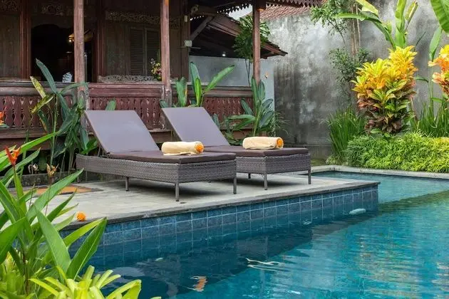 Honeymoon Villa