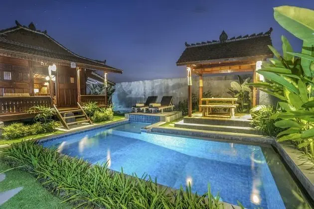 Honeymoon Villa