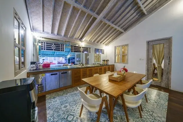 Deluxe Villa
